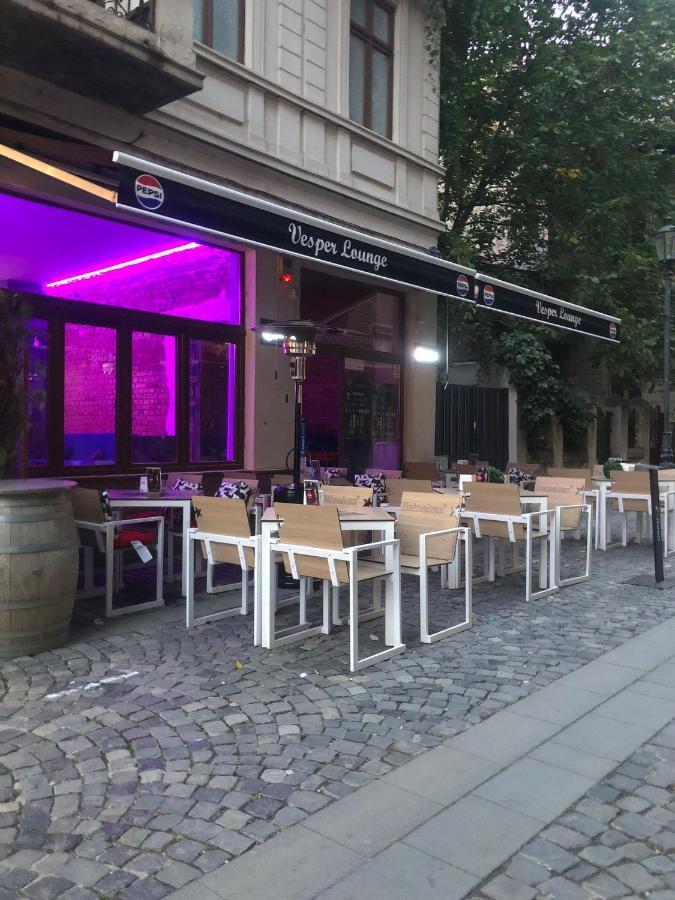 Old Town Bar Apartments On Street Tonitza Bukareszt Zewnętrze zdjęcie