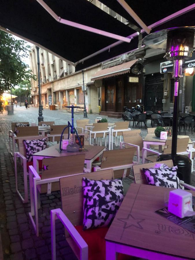 Old Town Bar Apartments On Street Tonitza Bukareszt Zewnętrze zdjęcie